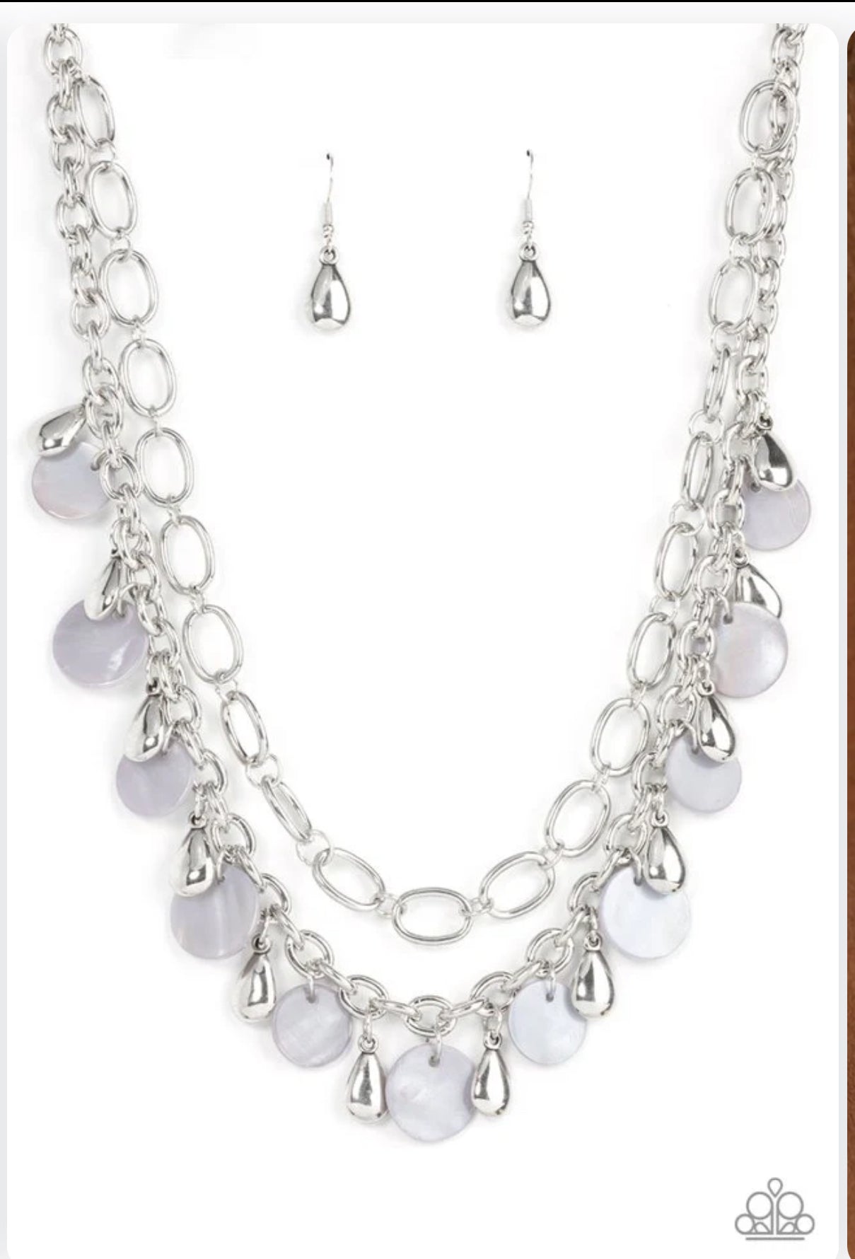 Beachfront Fabulous Necklace - Silver