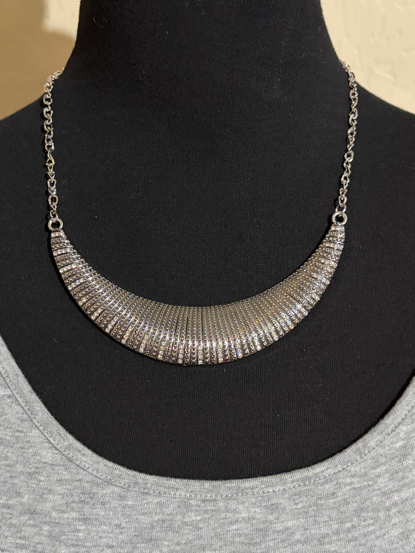 Modern Day Necklace - Silver