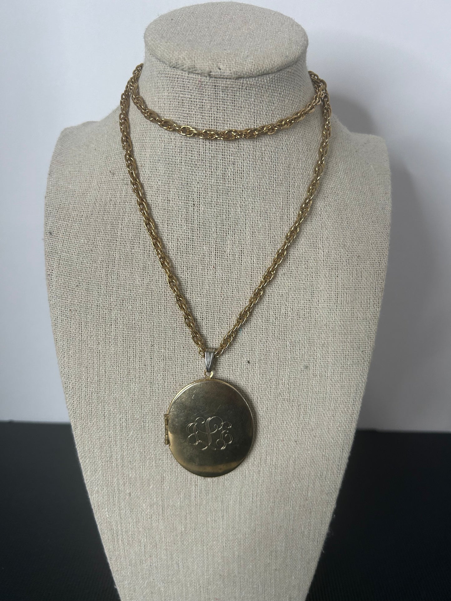 Chain Locket