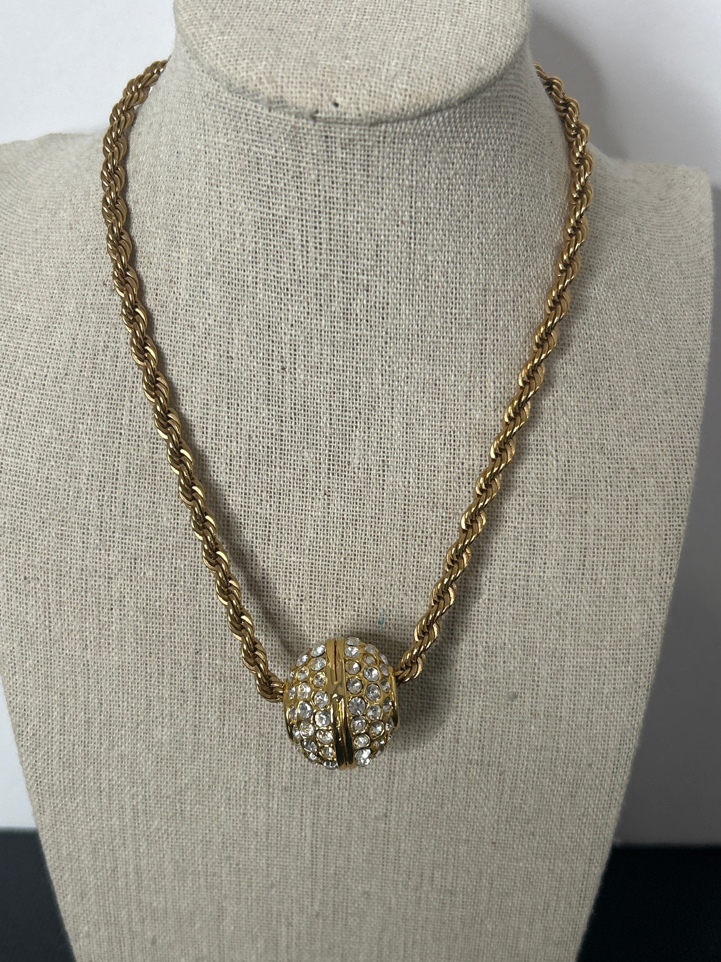 Retro Rhinestone Ball Necklace