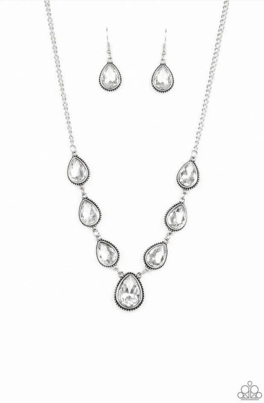 Socialite Social Necklace - White