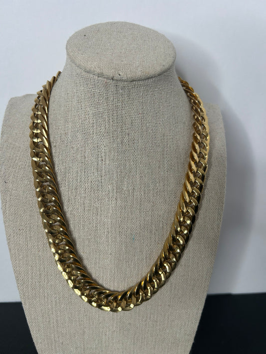 Thick Chain Link Napier Necklace