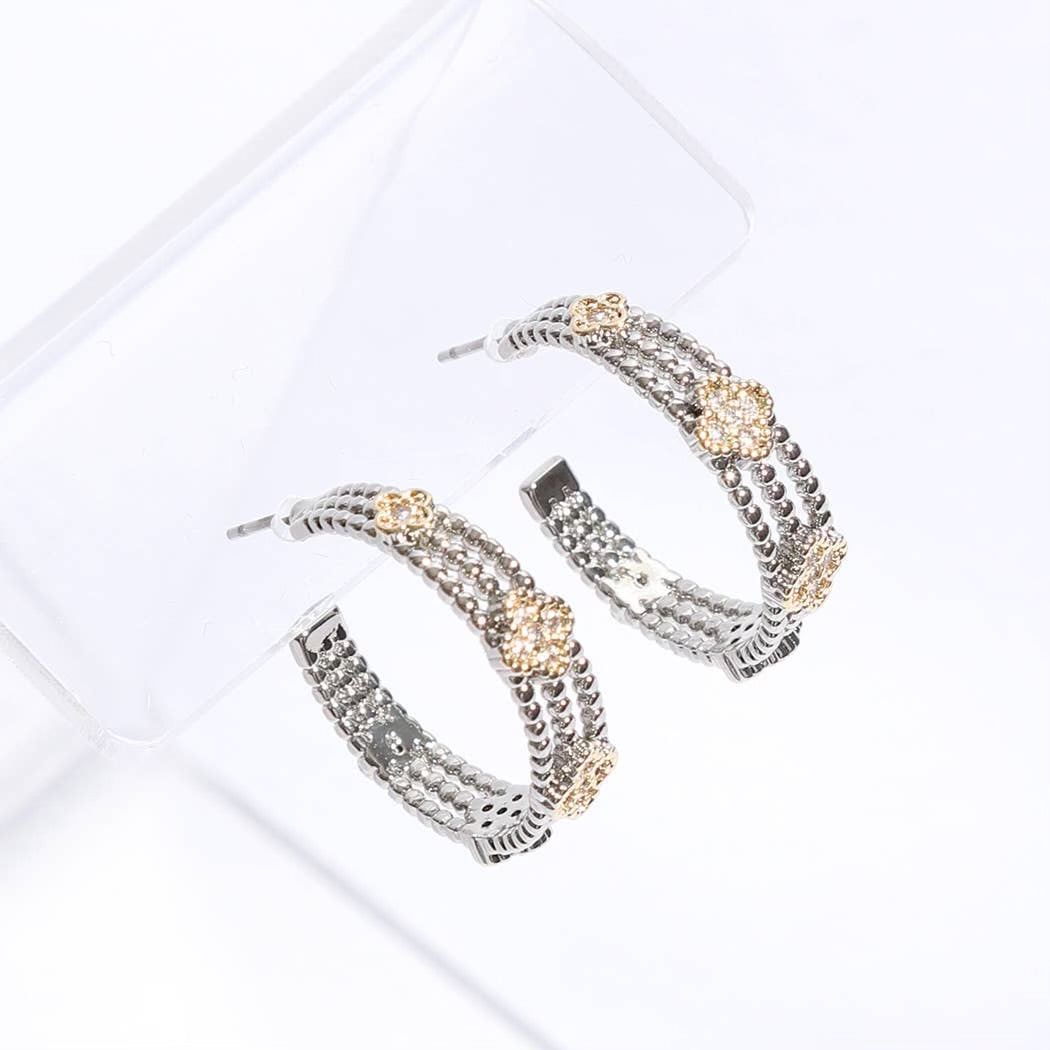 Mini Clover Layer Hoop Earrings