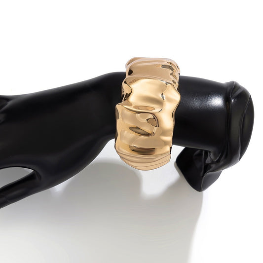 Wavy Style Bangle Bracelet