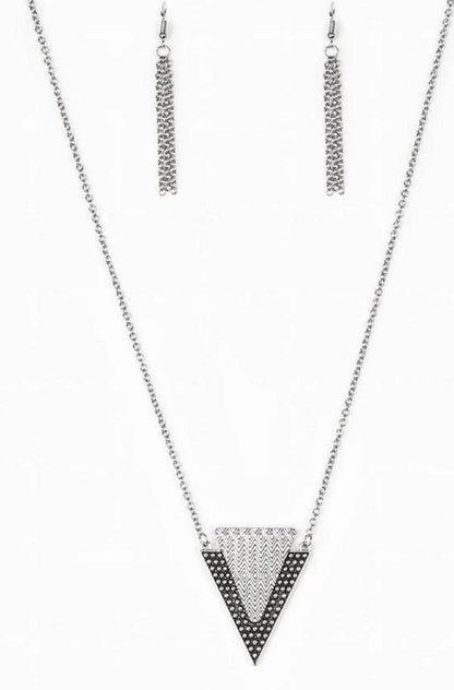 Ancient Arrow Necklace - Silver